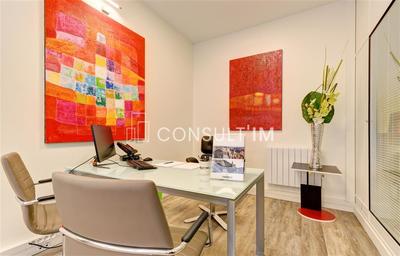 Bureau - 196 m²