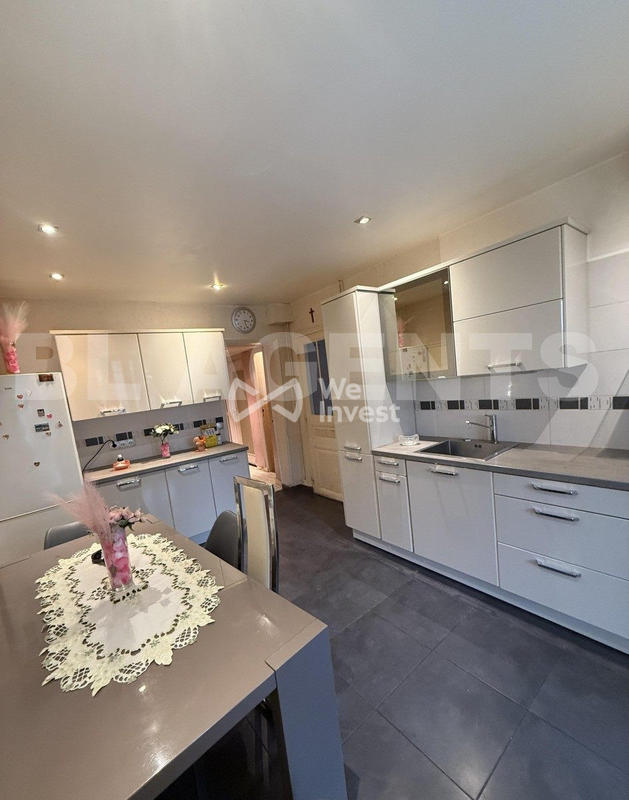 Maison ancienne - 160 m² - 7 pièces