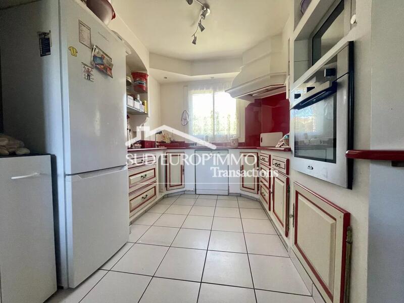 Appartement - 140 m² - 6 pièces