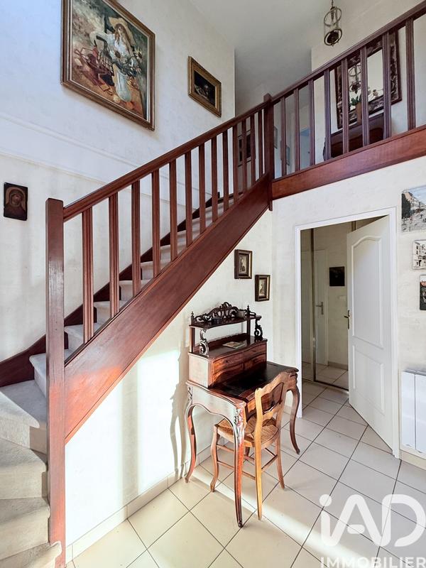 Maison - 178 m² - 7 pièces