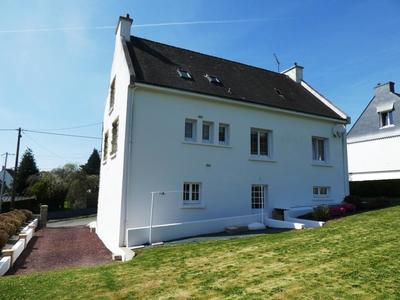 Maison - 118 m² - 6 pièces