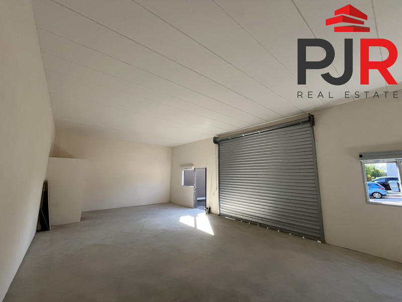 Local d'activités - 115 m²