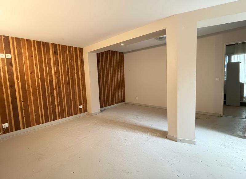 Maison - 100 m² - 2 pièces