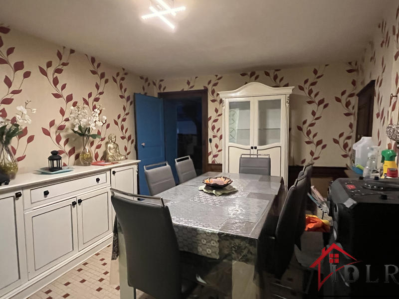 Maison - 159 m² - 6 pièces