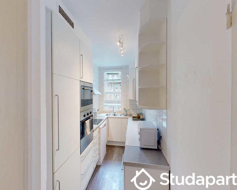 Chambre - 140 m² - 1 pièce