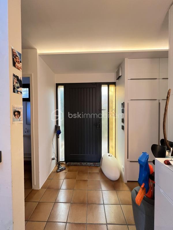 Maison traditionnelle - 105 m² - 5 pièces