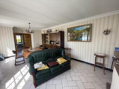 Maison - 102 m² - 4 pièces