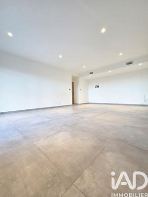 Appartement - 97 m² - 4 pièces