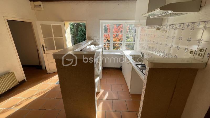 Propriété - 280 m² - 12 pièces