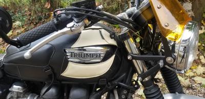 Triumph Bonneville 900 triumph t 100 0900 Boneville Noir