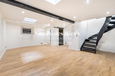 Maison ancienne - 168 m² - 7 pièces