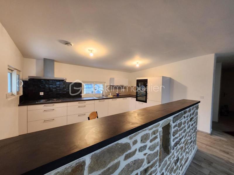 Maison en pierre - 160 m² - 6 pièces