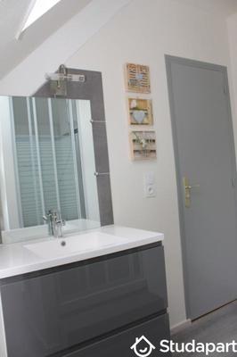 Chambre - 13 m² - 1 pièce