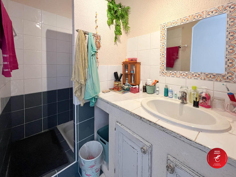 Maison - 187 m² - 8 pièces