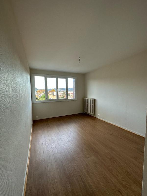 Appartement - 72 m² - 3 pièces