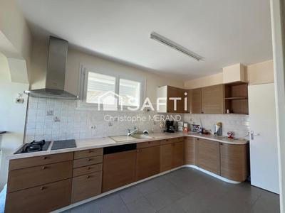 Maison - 86 m² - 6 pièces