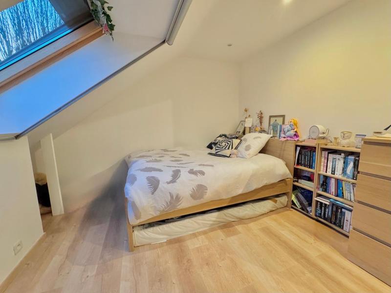 Maison - 213 m² - 7 pièces