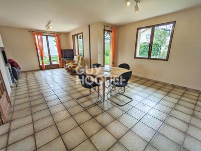 Maison - 140 m² - 7 pièces