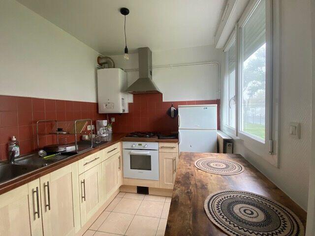 Studio - 25 m² - 1 pièce