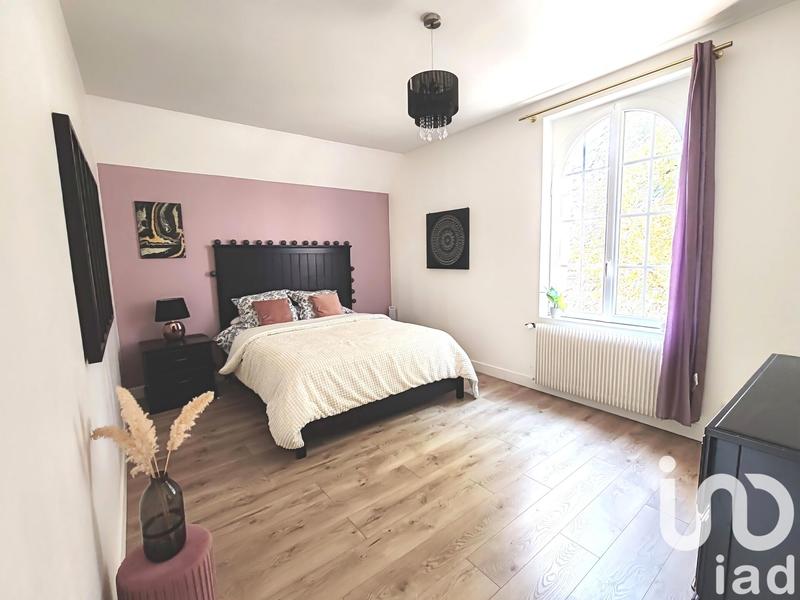 Maison - 210 m² - 7 pièces