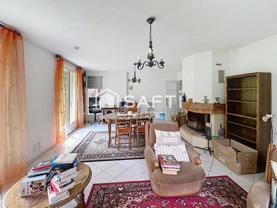 Maison - 160 m² - 5 pièces