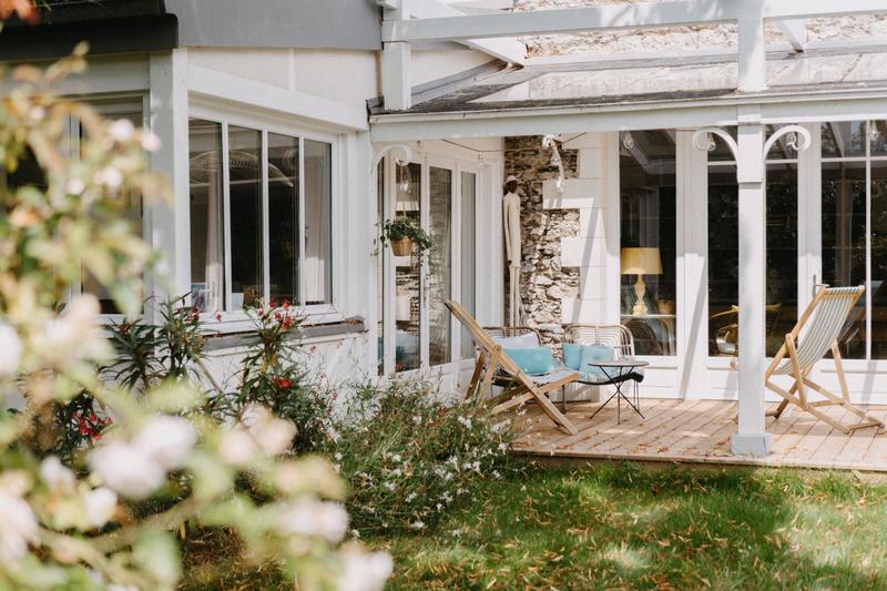 Maison - 220 m² - 7 pièces