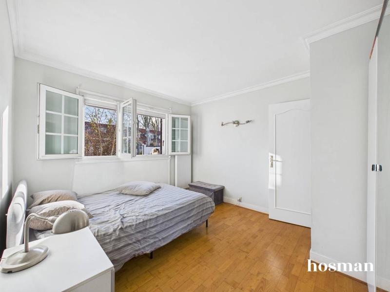 Maison - 210 m² - 6 pièces