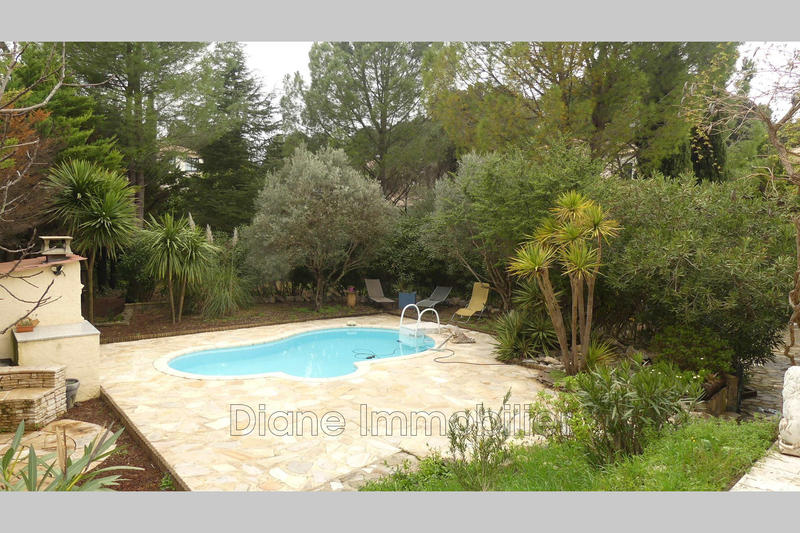 Villa - 160 m² - 6 pièces