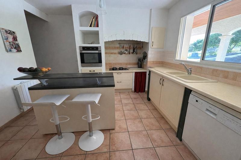 Maison - 144 m² - 5 pièces