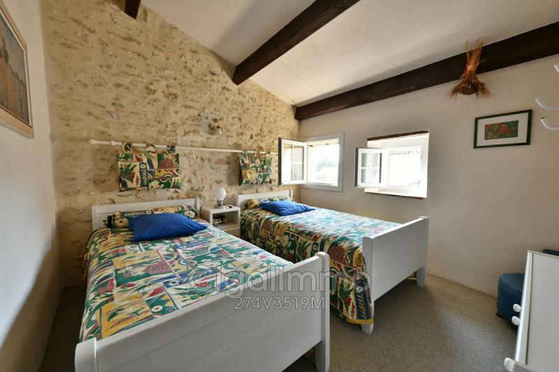 Maison en pierre - 200 m² - 8 pièces