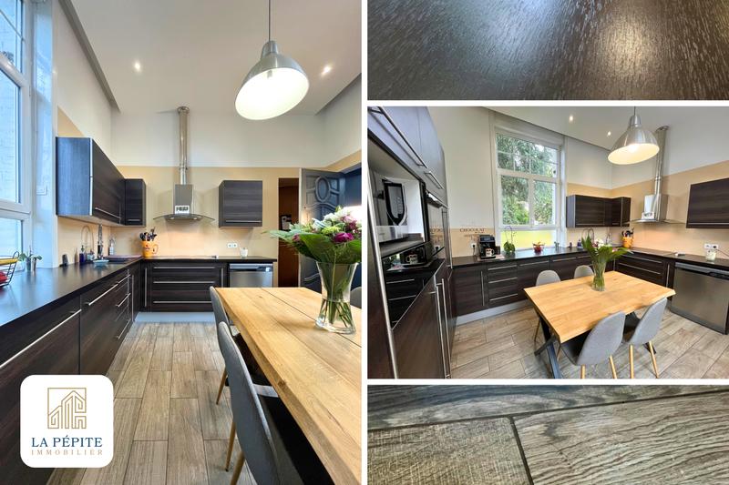 Maison - 305 m² - 13 pièces