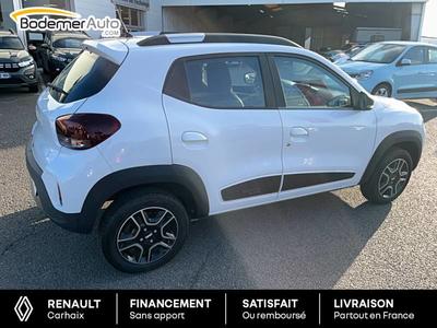 Dacia Spring Essential -23b