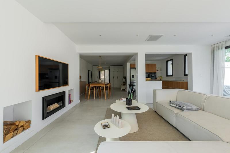 Maison - 118 m² - 5 pièces