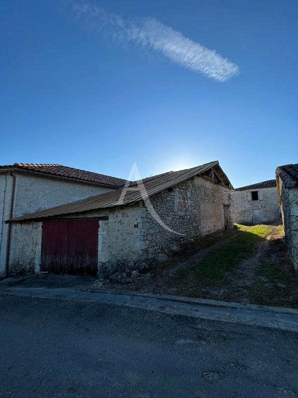 Maison - 146 m² - 2 pièces