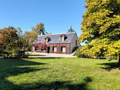 Propriété - 198 m² - 11 pièces