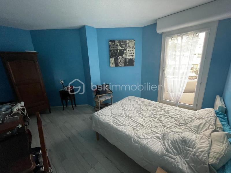 Appartement - 92 m² - 5 pièces