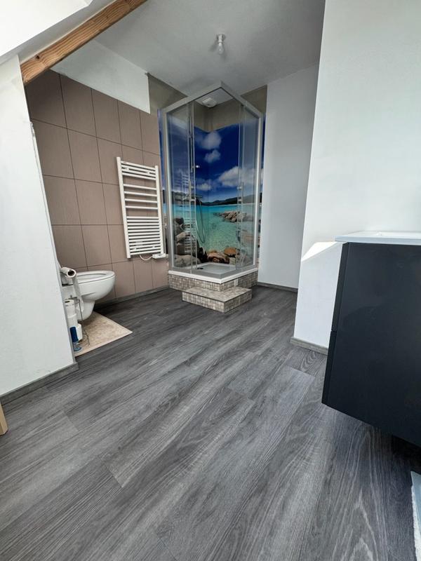 Maison - 106 m² - 6 pièces