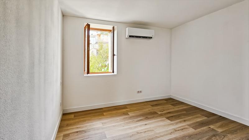 Appartement - 81 m² - 3 pièces