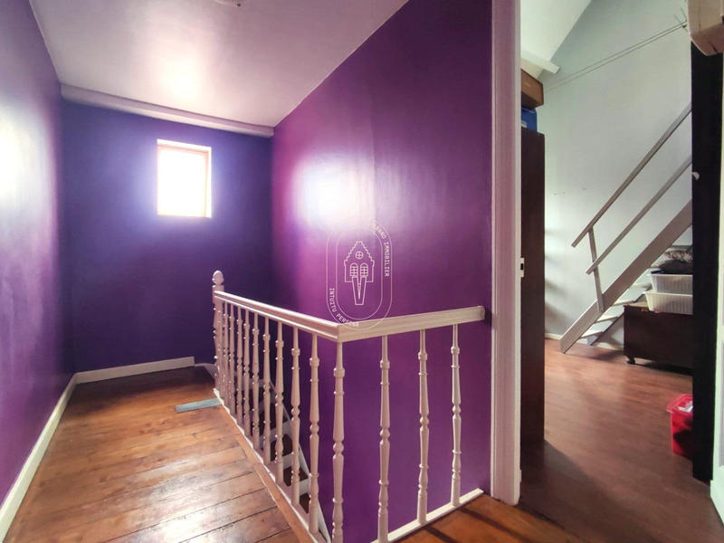 Maison - 203 m² - 5 pièces