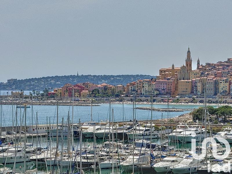 Appartement - 67 m² - 4 pièces