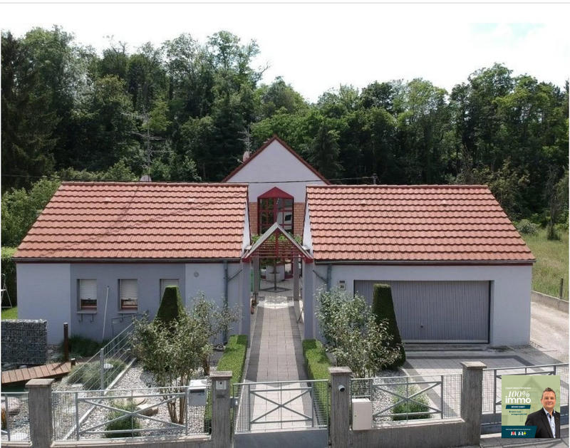 Maison - 196 m² - 7 pièces