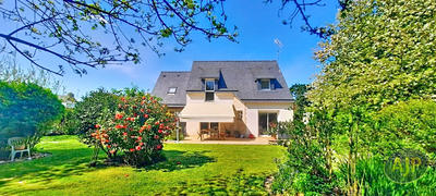 Maison - 173 m² - 7 pièces