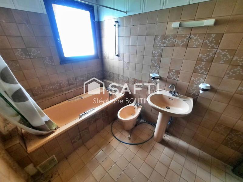 Maison - 205 m² - 8 pièces