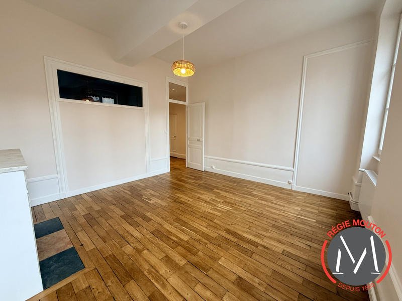 Appartement - 96 m² - 3 pièces