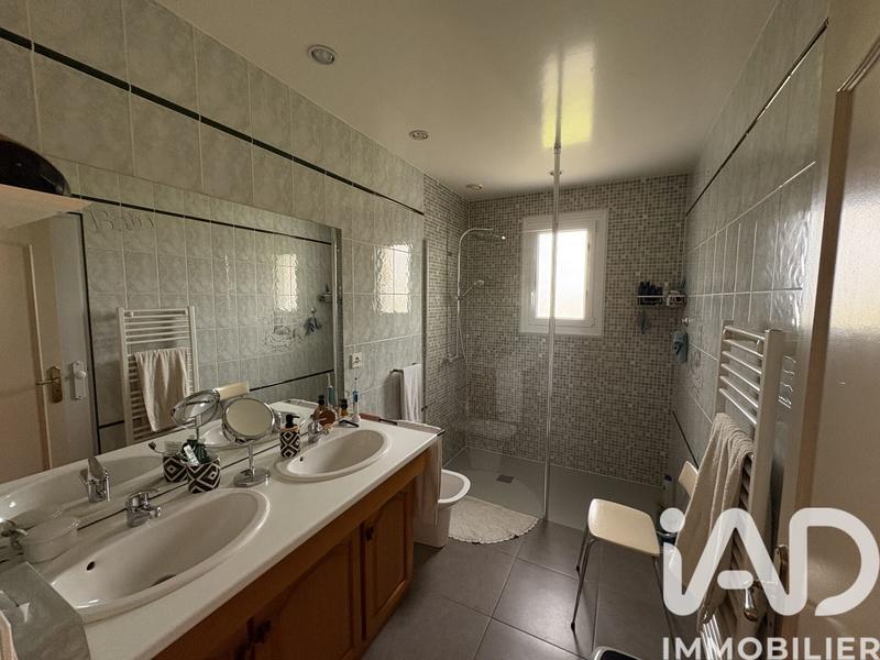 Maison - 163 m² - 6 pièces