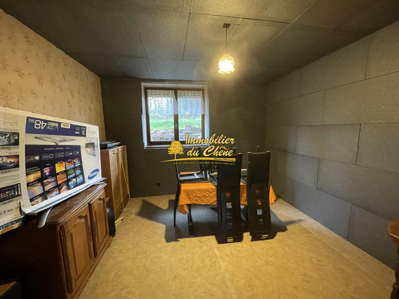 Maison - 219 m² - 8 pièces