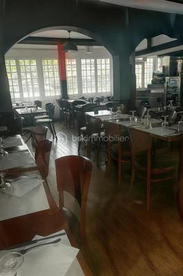 Immeuble - 270 m² - 11 pièces