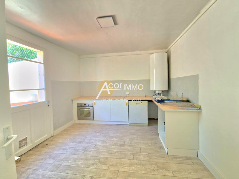 Maison - 167 m² - 8 pièces