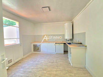 Maison - 167 m² - 8 pièces