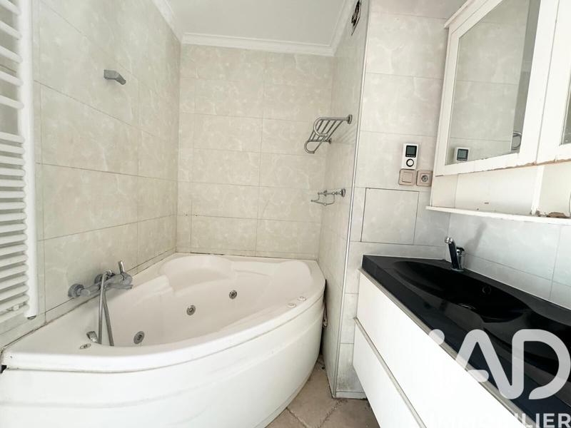 Appartement - 86 m² - 4 pièces